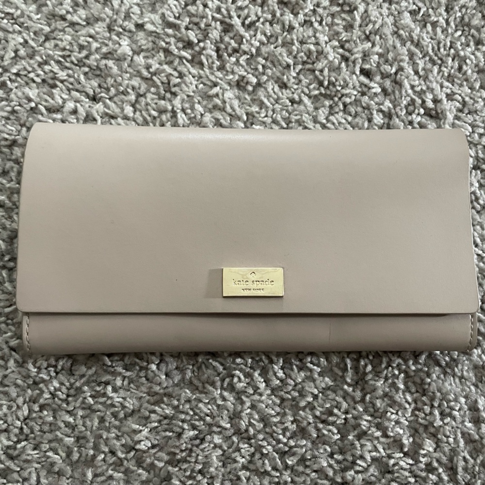 Kate spade wallet